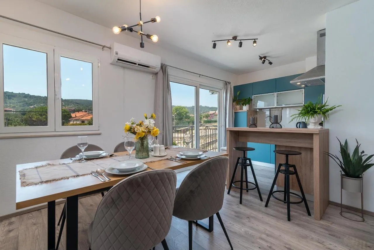Beach Apartman Marela Slatine Apartment